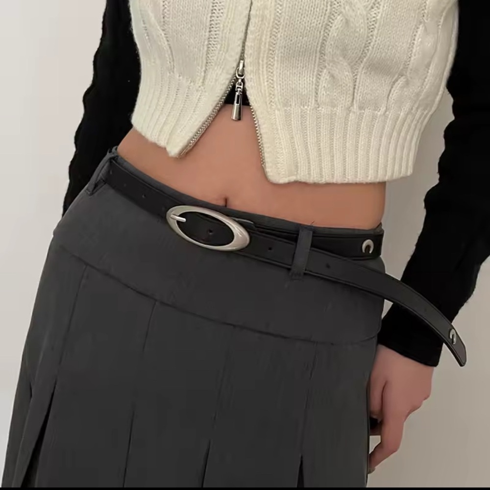 Chic Black Belt with Silver Buckle